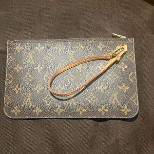 Louis Vuitton NEVERFULL monogram interior clutch bag/wristlet